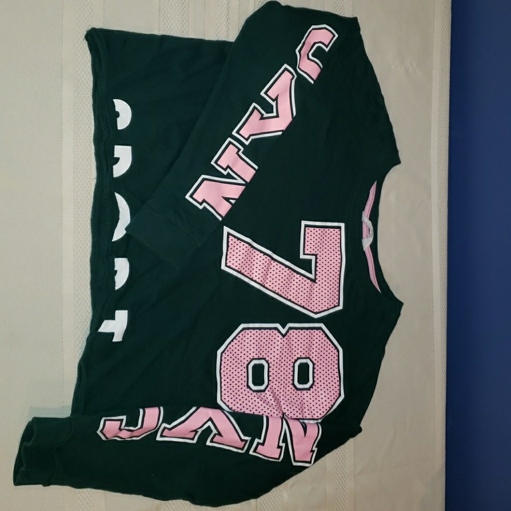 H & M cropped sweatshirt